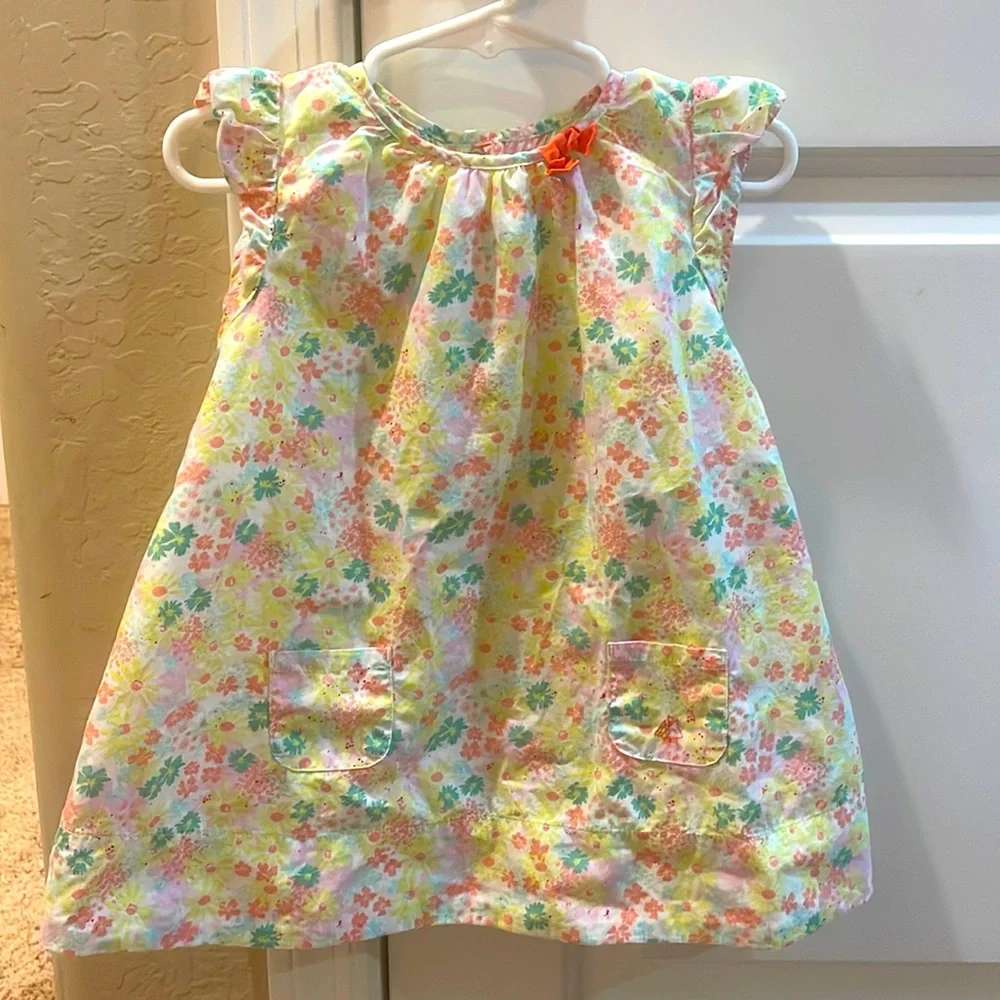 18month Petit Bateau Dress with all beautiful flowers - Picture 1 of 5